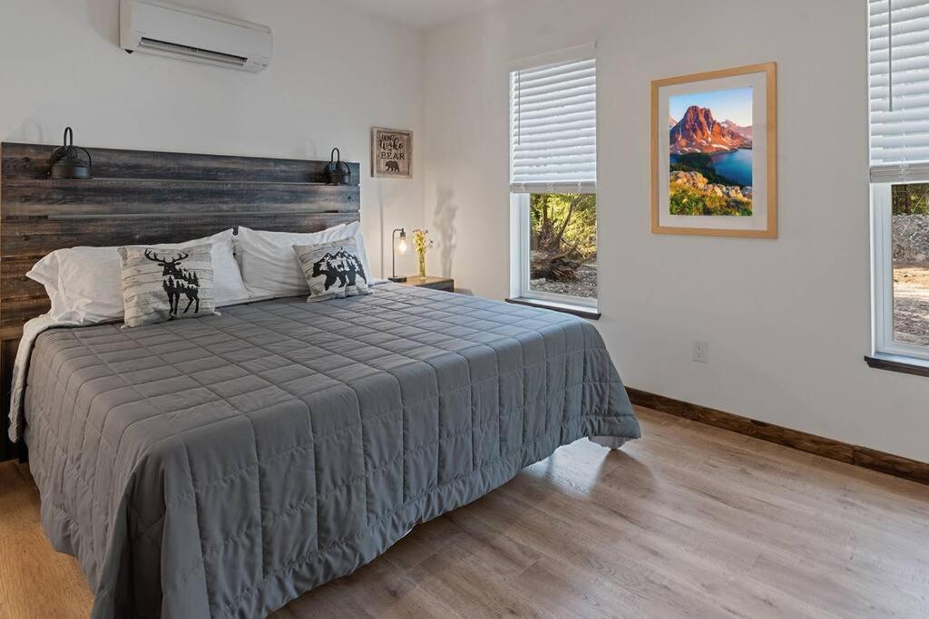 Luxe Mt. Rainier Lodge W/ Hot Tub-Ac-Game Room Ashford Ngoại thất bức ảnh