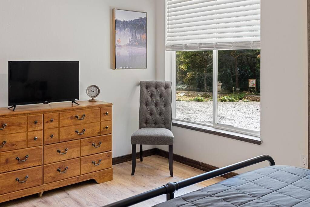 Luxe Mt. Rainier Lodge W/ Hot Tub-Ac-Game Room Ashford Ngoại thất bức ảnh